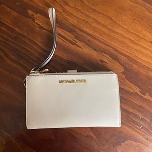 Michael Kors Wallet - Pink